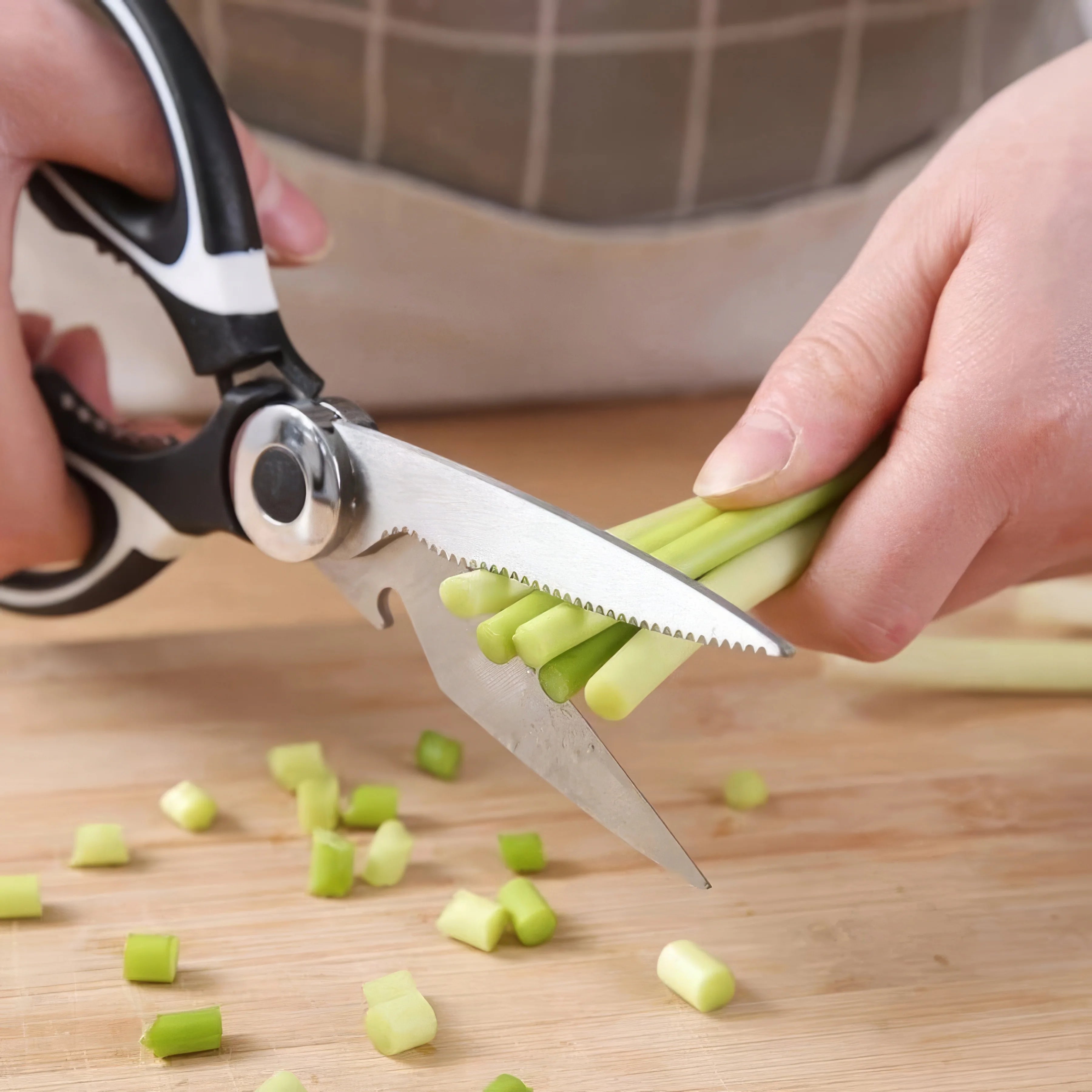 Multi-Purpose Kitchen Scissors - Heavy-Duty Shears with Ergonomic Handle