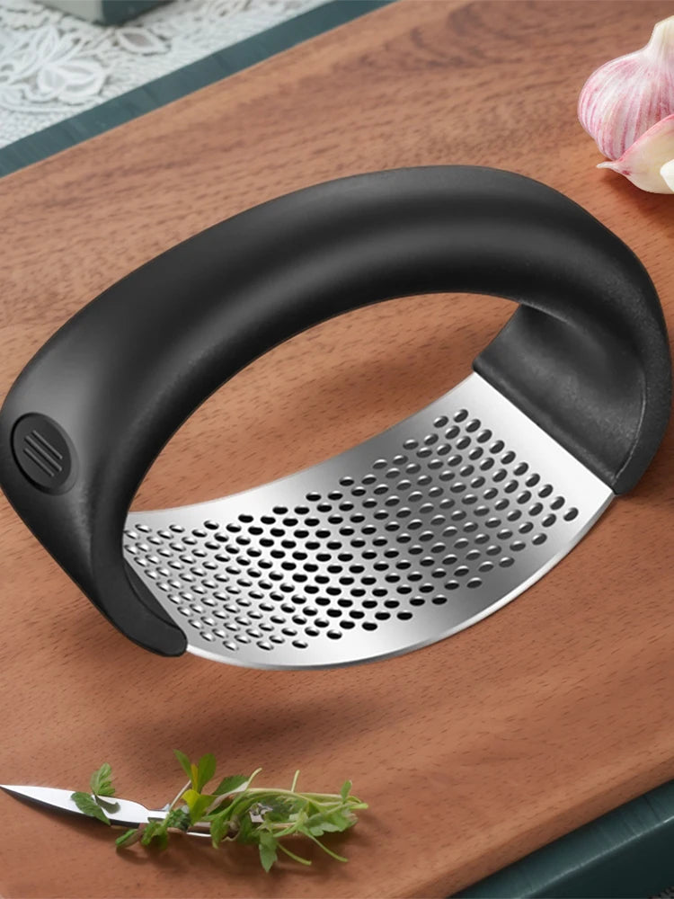 Stainless Steel Garlic Press - Manual Crusher and Chopper