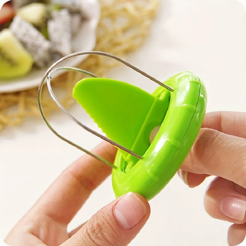 Kiwi Cutter and Peeler - Fast Fruit Slicer Tool